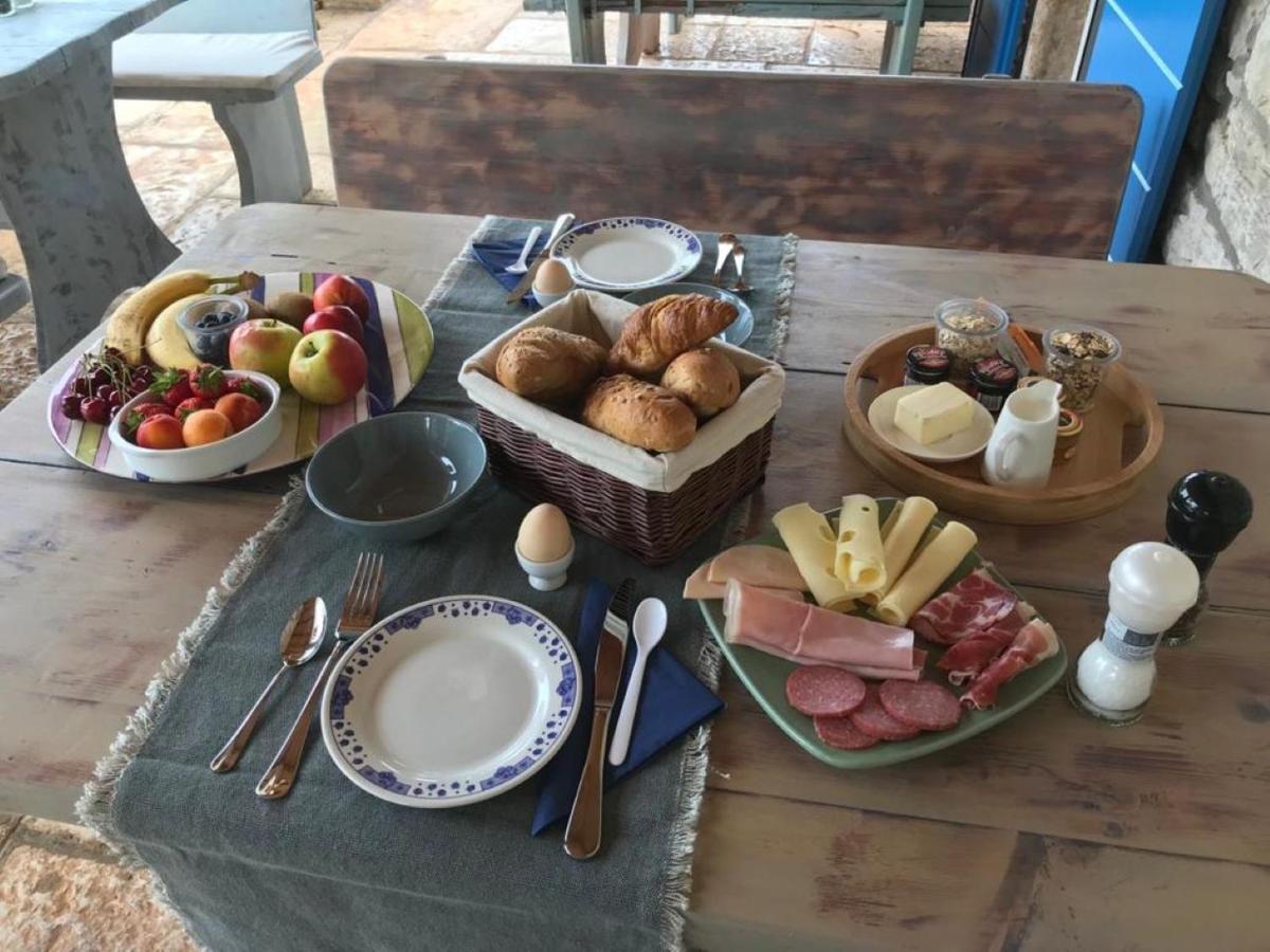 Farmhouse Cubani Bale Eksteriør billede