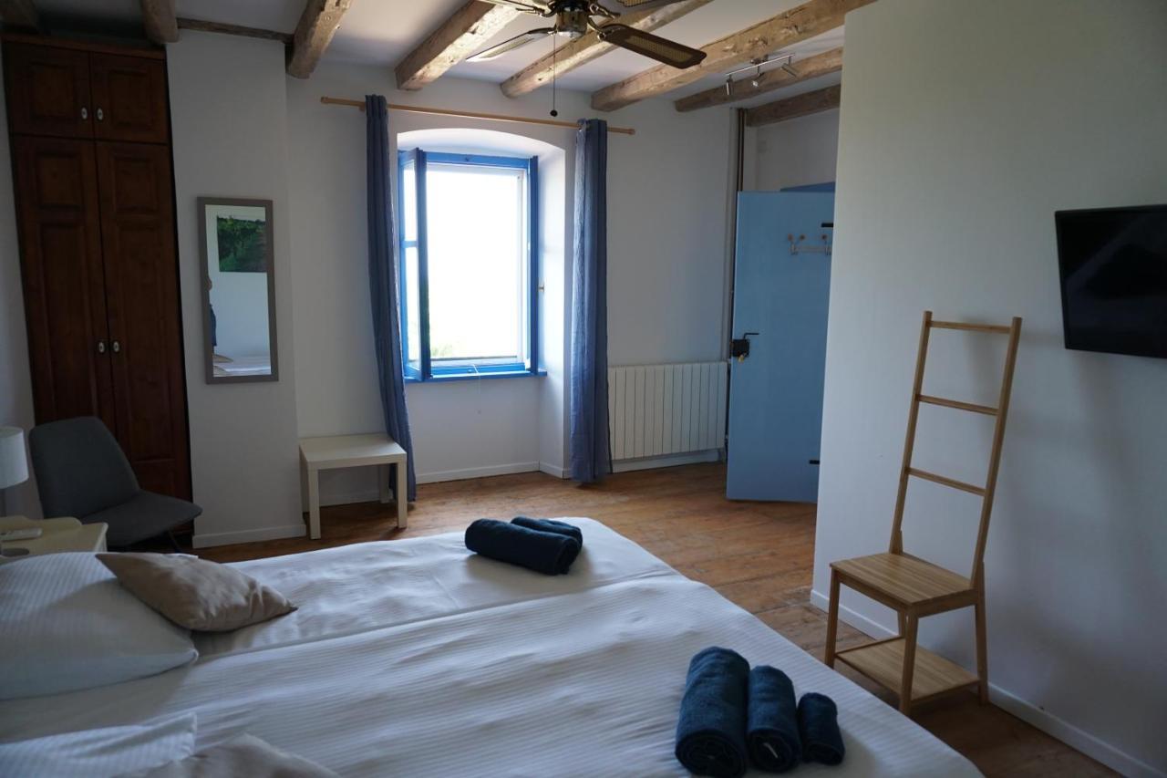 Farmhouse Cubani Bale Eksteriør billede