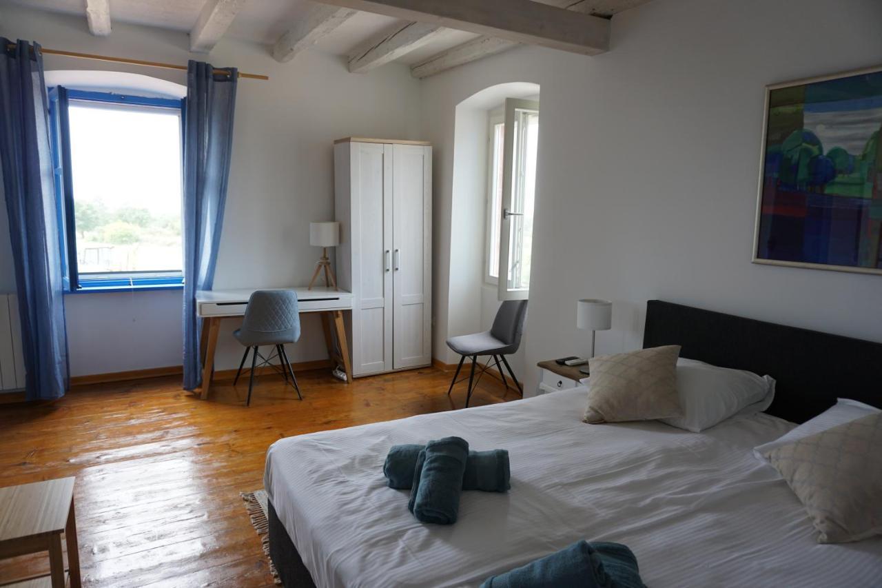 Farmhouse Cubani Bale Eksteriør billede